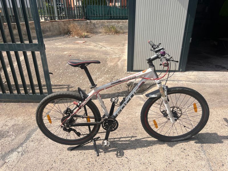 Focus Custom Shimano Deore XT 2017 MTB usato