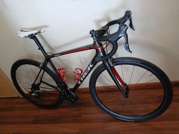 Trek Émonda SL 7 2018 2018 Road & Gravel usato, Nero — immagine 2 di 5