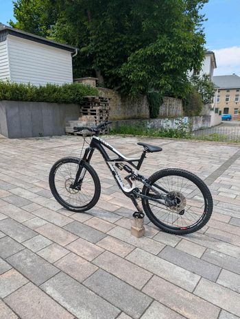 Used Specialized Epic S-Works Carbon Enduro 2017 Mountainbike, Black — image 2 of 20