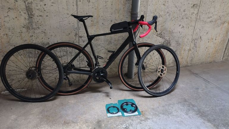 Used Canyon Endurace CF SL 7 Disc 2022 2022 Road & Gravel, Black — image 1 of 15