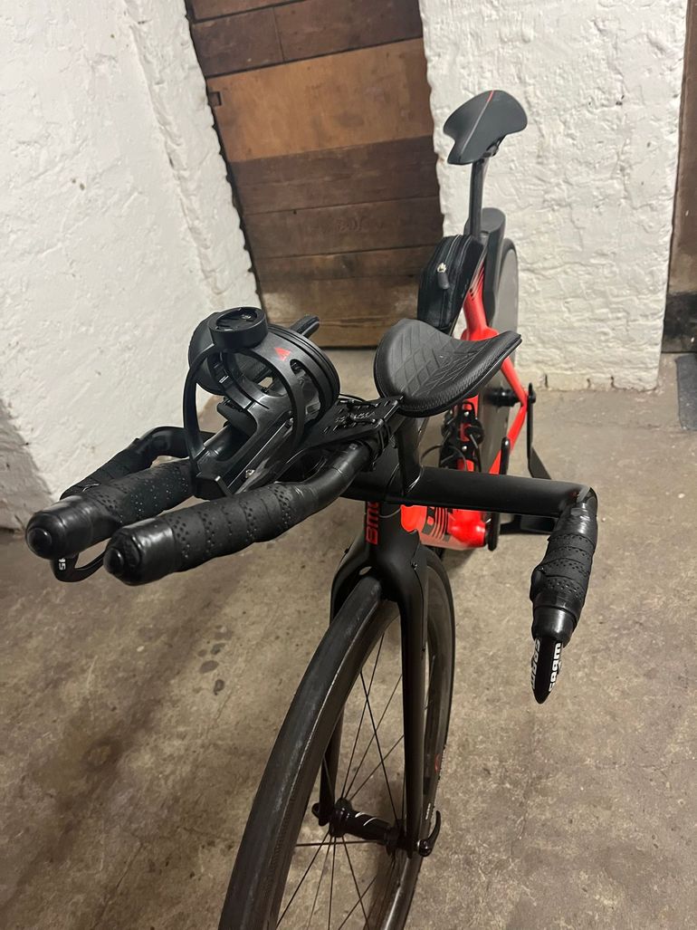 Used BMC TIMEMACHINE 01 ONE 2019 2019 Road & Gravel, Red — image 4 of 8