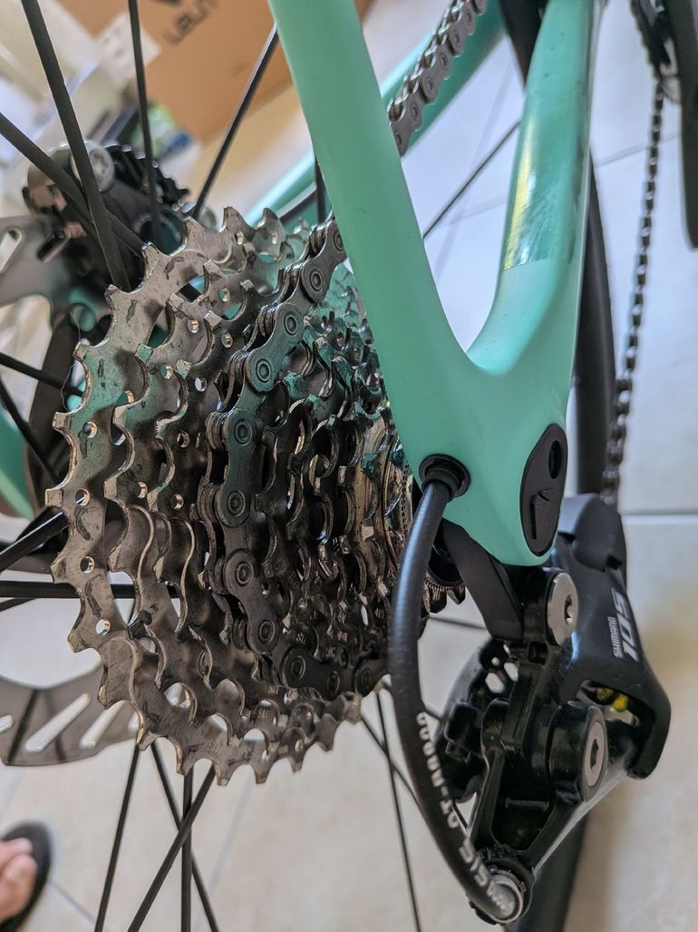 Použité Canyon Ultimate Shimano 105 2022 Road & Gravel — obrázek 2 z 6