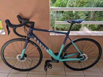 Použité Canyon Ultimate Shimano 105 2022 Road & Gravel — obrázek 6 z 6