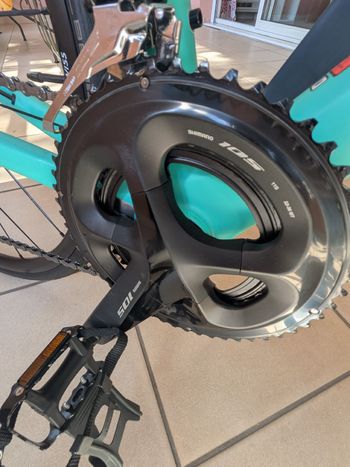 Použité Canyon Ultimate Shimano 105 2022 Road & Gravel — obrázek 4 z 6