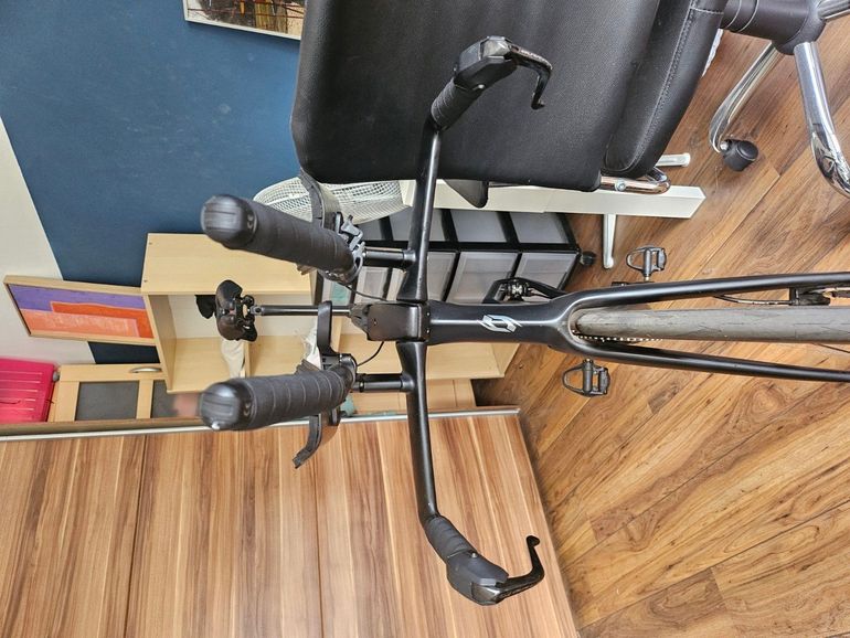 Used Apex Custom Shimano 105 Di2 2025 Road & Gravel, Black — image 6 of 6