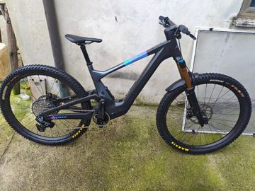 Brugt Scott Voltage eRIDE 900 Tuned 2024 2024 Mountainbike — billede 1 af 5