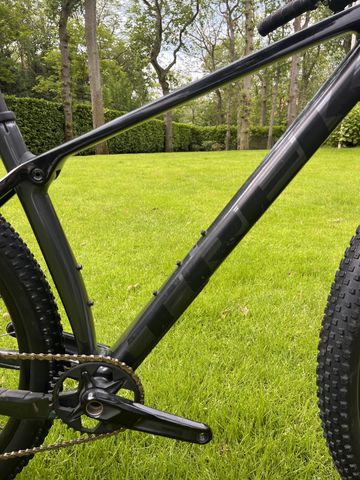 Used Trek Procaliber 9.5 2022 2022 Mountainbike, Light Gray, 29 — image 9 of 14