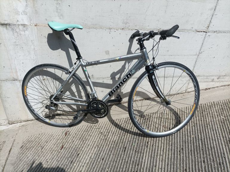 Bianchi Camaleonte RC 7000 2015 Urban usato, Grigio chiaro — immagine 1 di 6