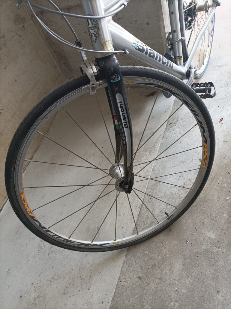 Bianchi Camaleonte RC 7000 2015 Urban usato, Grigio chiaro — immagine 3 di 6