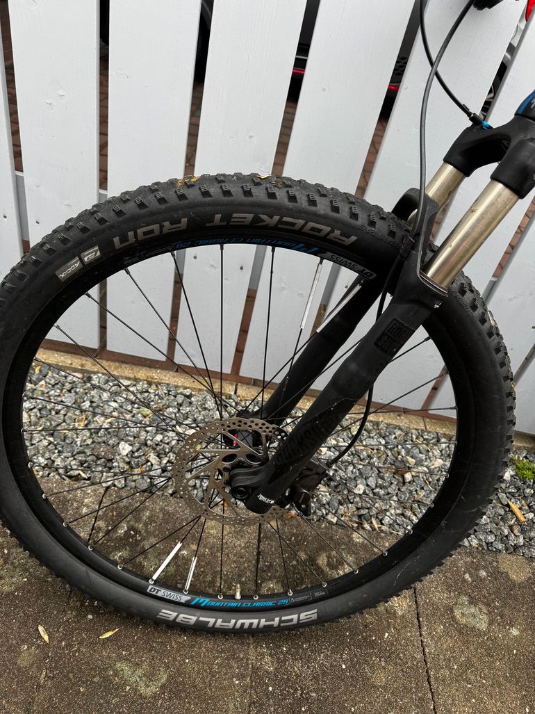 Used Stevens Sonora Shimano Deore XT 2018 Mountainbike, Black — image 3 of 16