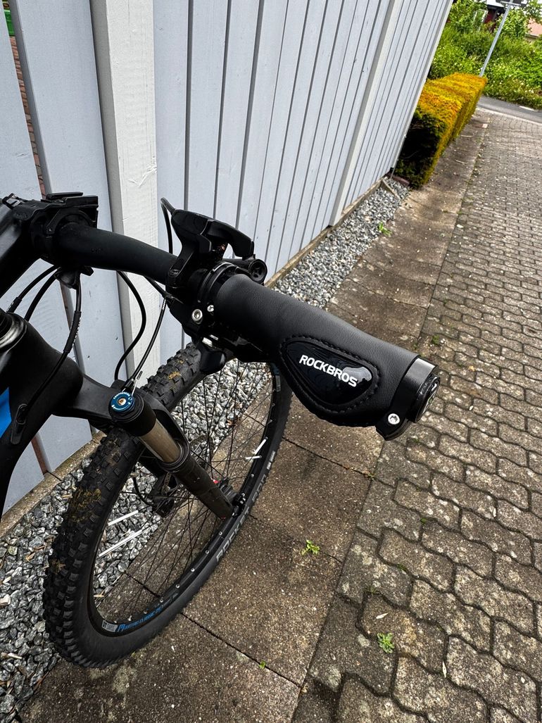 Used Stevens Sonora Shimano Deore XT 2018 Mountainbike, Black — image 10 of 16