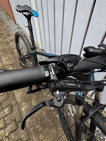 Used Stevens Sonora Shimano Deore XT 2018 Mountainbike, Black — image 9 of 16