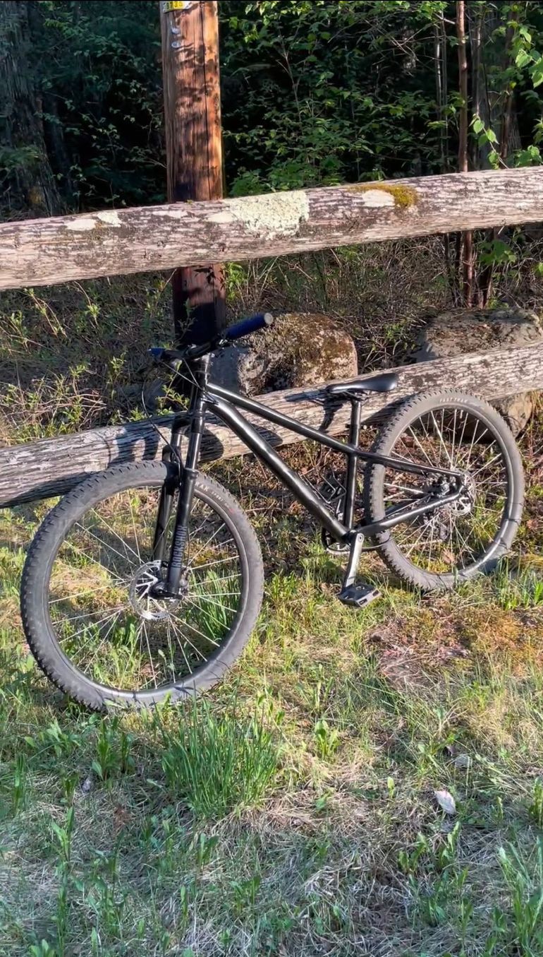 Used Specialized Rockhopper Sport 2025 2025 Mountainbike, Black, 27.5 (650B) — image 2 of 5