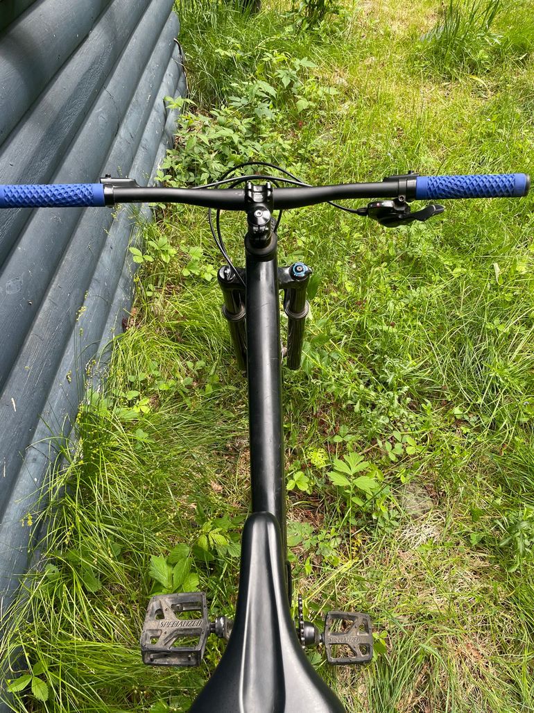 Used Specialized Rockhopper Sport 2025 2025 Mountainbike, Black, 27.5 (650B) — image 4 of 5