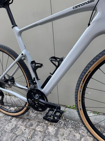 Used Cannondale Topstone Carbon 2 L 2023 2023 Road & Gravel, Light Gray — image 13 of 18