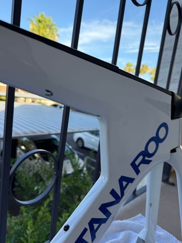 Used Quintana Roo V-PRi Frameset 2025 Road & Gravel, White — image 2 of 10