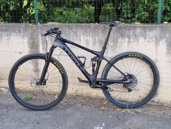 Used Canyon Lux CF 6.9 Pro Race 2016 MTB