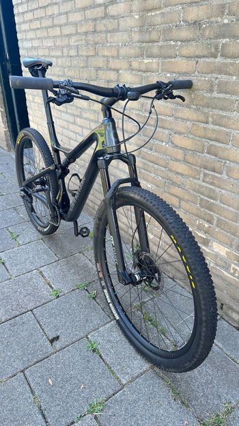 Použité Cannondale Scalpel Carbon 2 2024 2024 Mountainbike — obrázek 4 z 18