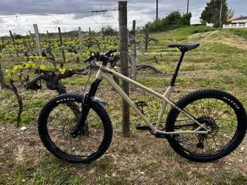 Brugt Commencal META HT AM RIDE MAXXIS + RAGEI 2021 2021 MTB