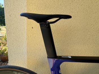 Použité Canyon Aeroad CF SLX 8 Di2 Cosmic 2024 2024 Road & Gravel — obrázek 5 z 5