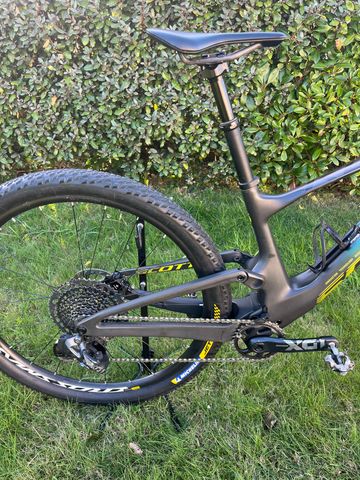 Brugt Scott Spark RC World Cup 2023 2023 Mountainbike — billede 2 af 4