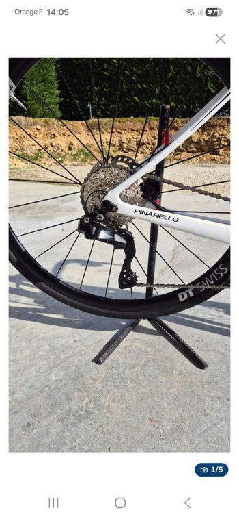 Käytetty Pinarello X5 SHIMANO 105 Di2 2025 2025 Road & Gravel — kuva 2 / 5