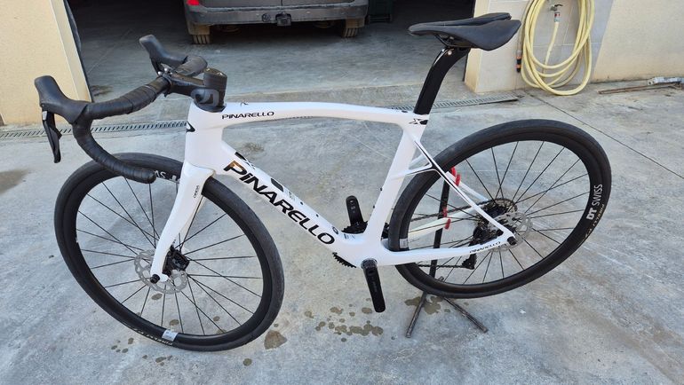 Käytetty Pinarello X5 SHIMANO 105 Di2 2025 2025 Road & Gravel — kuva 3 / 5