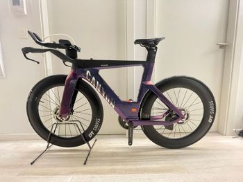 Použité Canyon Speedmax CFR Di2 2025 2025 Road & Gravel — obrázek 2 z 4