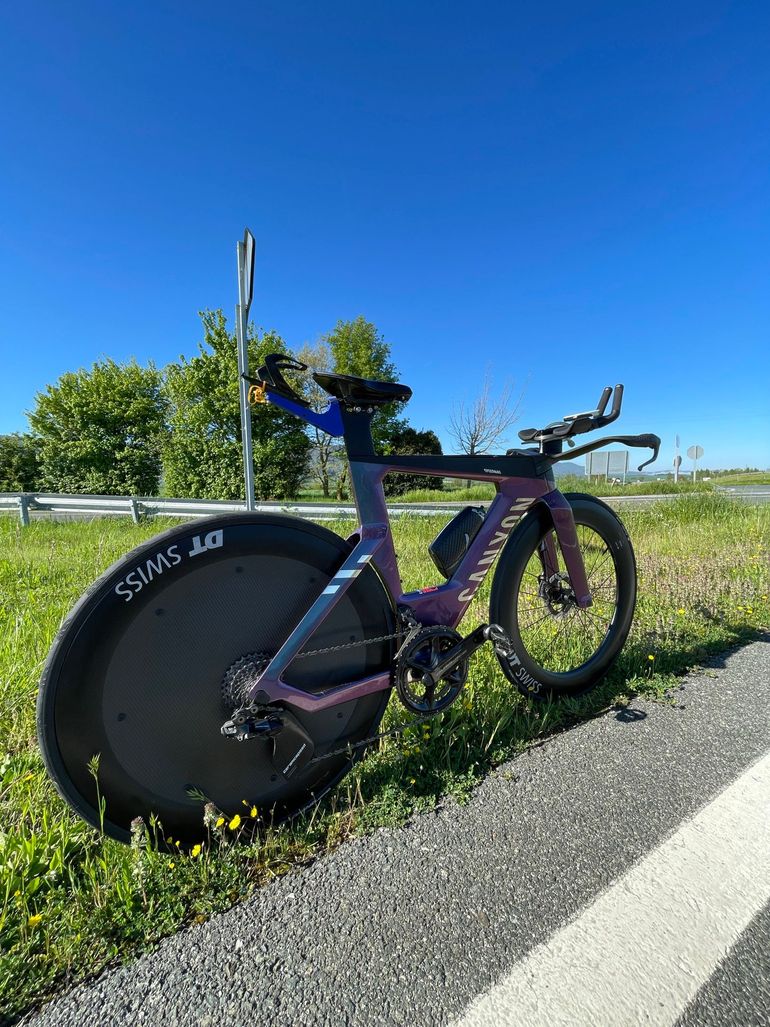 Použité Canyon Speedmax CFR Di2 2025 2025 Road & Gravel — obrázek 1 z 4