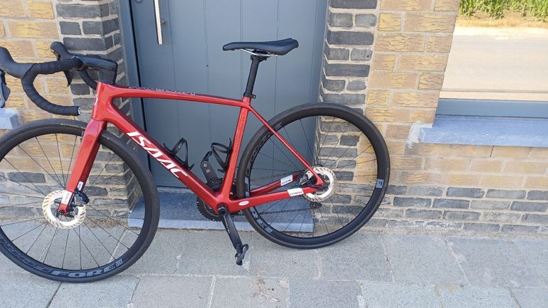 Used Isaac Vitron Shimano Ultegra 2024 Road & Gravel, Red — image 1 of 9