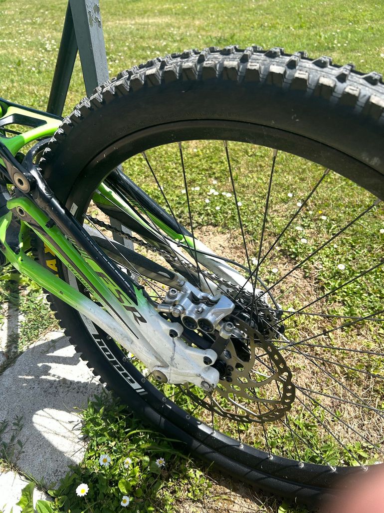 Used Specialized Demo 8 I 2012 2012 Mountainbike, Green, 26 — image 5 of 5