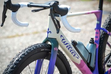 Wilier Rave SRAM Red eTap AXS 2027 Road & Gravel de segunda mano, Blanco — imagen 4 de 10