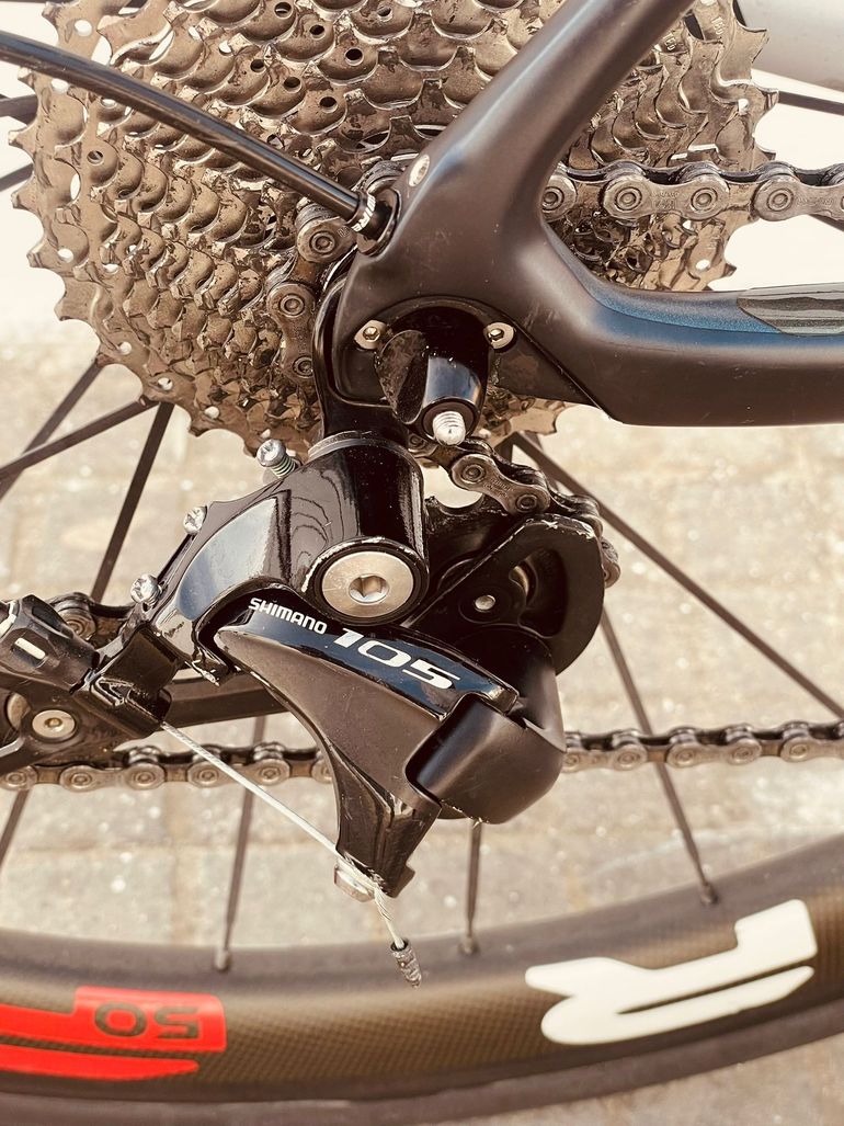 Used Trek Domane Sl 5 2018 Road & Gravel, Blue — image 4 of 7