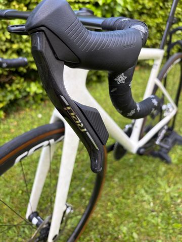 Gebrauchtes Specialized Tarmac Frameset 2024 Road & Gravel, Weiß — Bild 6 von 7