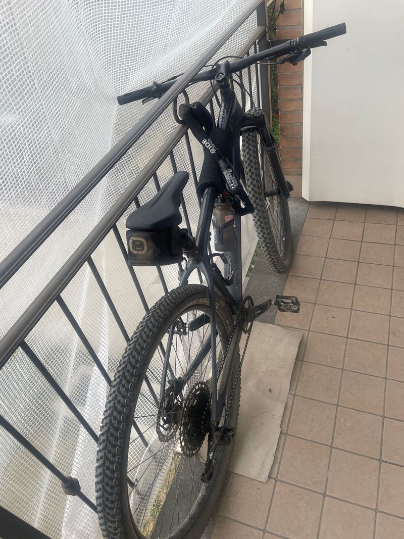 Used Scott Scale 940 2021 2021 Mountainbike, Black, 29 — image 4 of 4