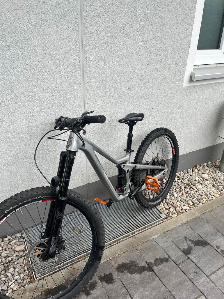 Used Scott Ransom 400 2021 Mountainbike, Light Gray — image 1 of 5