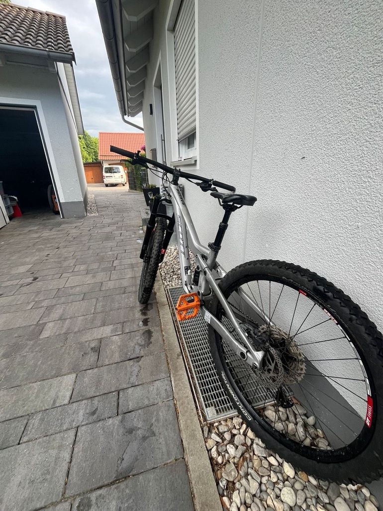 Used Scott Ransom 400 2021 Mountainbike, Light Gray — image 2 of 5