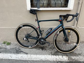 Used BMC Roadmachine 01 TWO 2021 2021 Road & Gravel, Blue — image 4 of 13