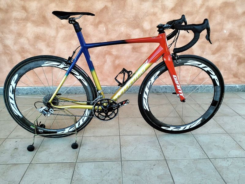 Used Giant Envie Advanced 2 2014 2014 Road & Gravel, Red — image 1 of 3