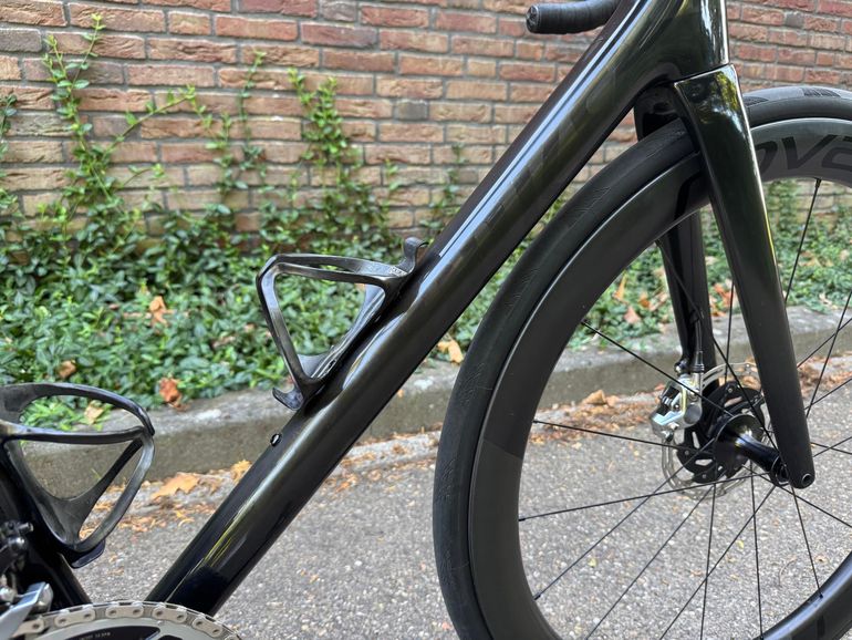 Used Specialized S-Works Tarmac SL8 - SRAM Red eTap AXS 2024 2024 Road & Gravel, Black — image 4 of 6