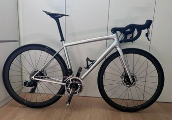 Used Specialized Aethos SRAM Red eTap AXS 2023 Road & Gravel