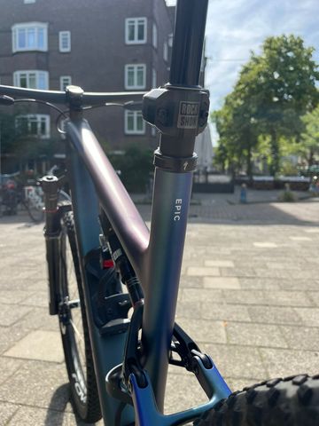 Used Specialized Epic 8 Pro 2024 2024 Mountainbike, Blue — image 6 of 17