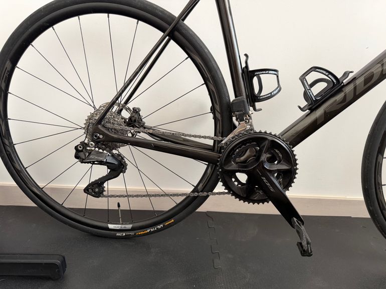 Used Ridley Fenix SLiC - Shimano 105 DI2 // 2x12s 2024 2024 Road & Gravel, Light Gray — image 4 of 6