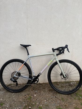 Gebrauchtes Specialized Crux SRAM Rival eTap AXS 2024 Road & Gravel, Hellgrau — Bild 2 von 3