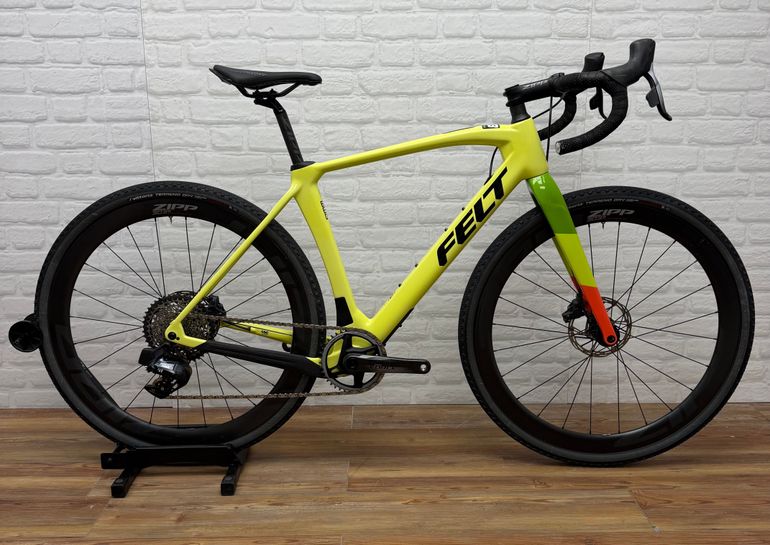 Used Felt BREED Advanced Force 1 eTap AXS 2024 2024 Road & Gravel, Green — image 1 of 6