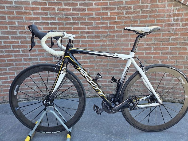 Used Scott CR1 10 2017 2017 Road & Gravel, White — image 1 of 7