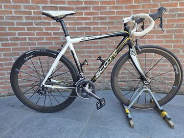 Used Scott CR1 10 2017 2017 Road & Gravel, White — image 2 of 7