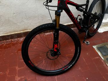 Brugt Specialized Men's Epic Comp Carbon 2018 2018 Mountainbike — billede 6 af 7