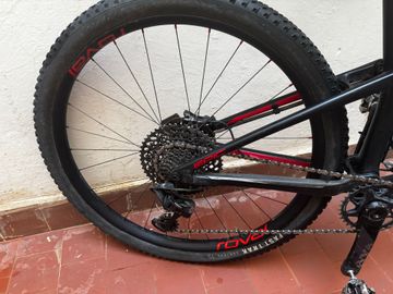Brugt Specialized Men's Epic Comp Carbon 2018 2018 Mountainbike — billede 3 af 7