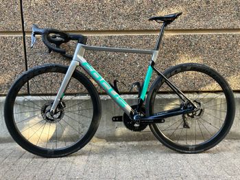 Used Focus IZALCO MAX DISC 9.9 2020 2020 Road & Gravel, Light Gray — image 12 of 14